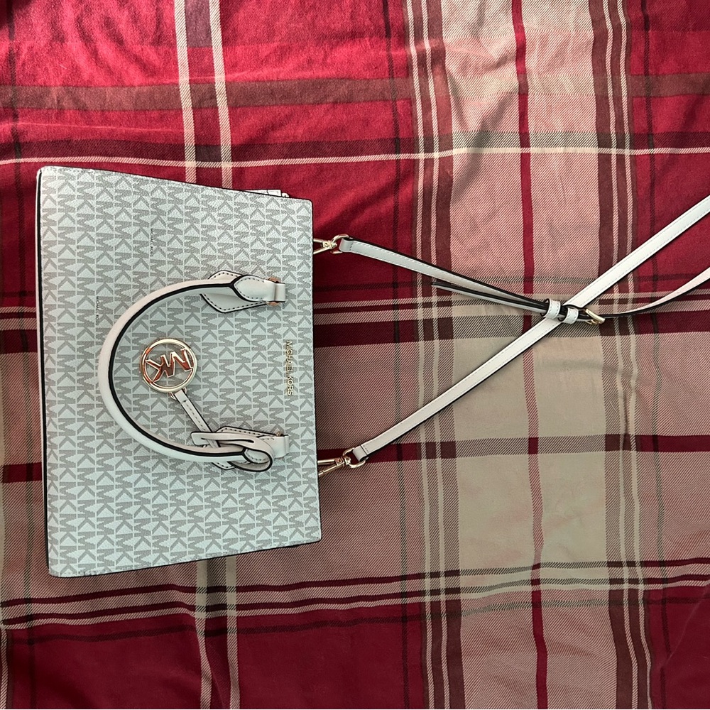Michael Kors White and Gray Shoulder Bag